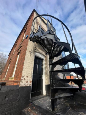 Cozy flat by Birmingham Canals & City Centre